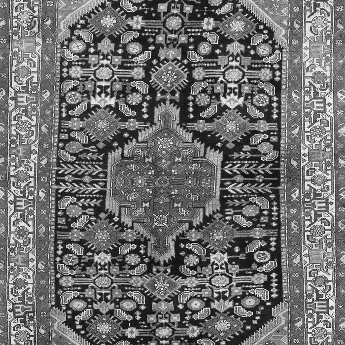 Serging Thickness of Machine Washable Persian Gray Traditional Rug, wshtr259gry