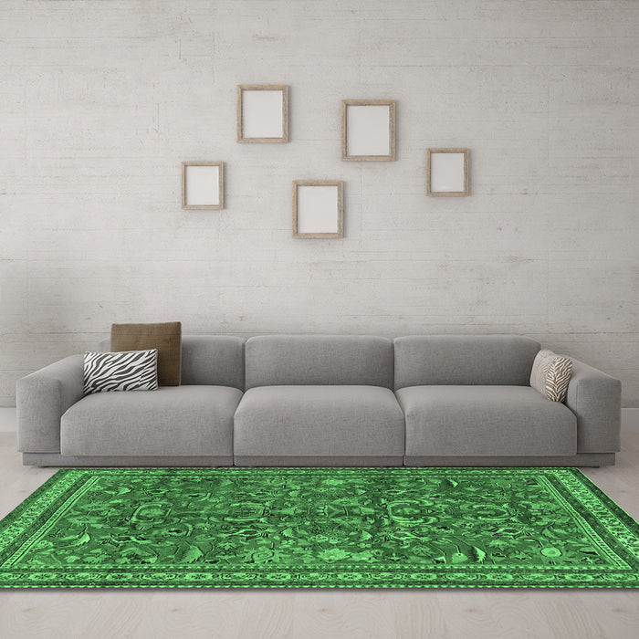 Machine Washable Persian Emerald Green Traditional Area Rugs in a Living Room,, wshtr2600emgrn