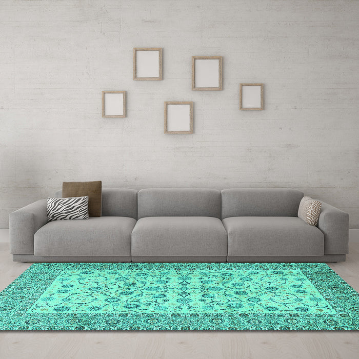 Machine Washable Persian Turquoise Traditional Area Rugs in a Living Room,, wshtr2608turq