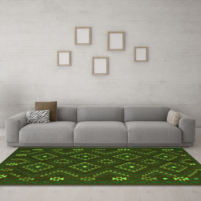 Machine Washable Southwestern Green Country Area Rugs in a Living Room,, wshtr2611grn
