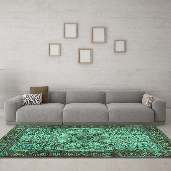Machine Washable Persian Turquoise Traditional Area Rugs in a Living Room,, wshtr2613turq