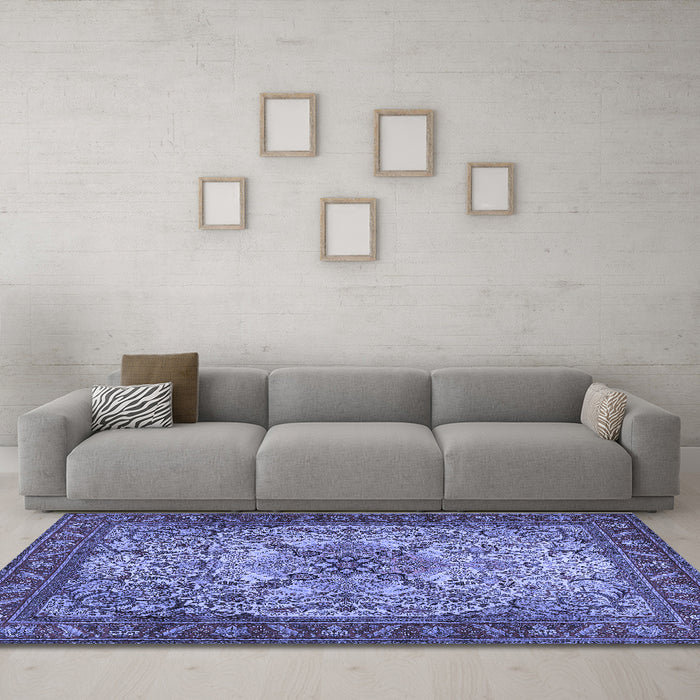 Machine Washable Persian Blue Traditional Rug in a Living Room, wshtr2613blu