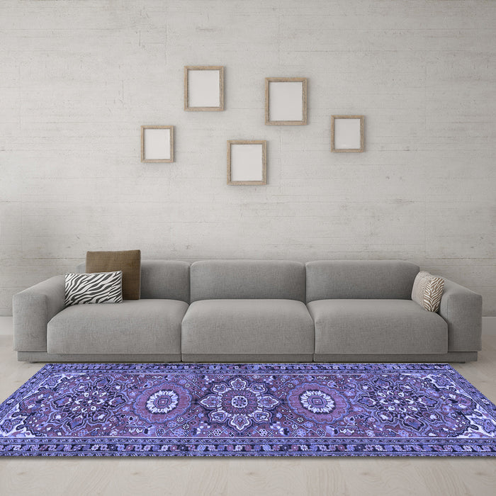 Machine Washable Persian Blue Traditional Rug in a Living Room, wshtr2616blu