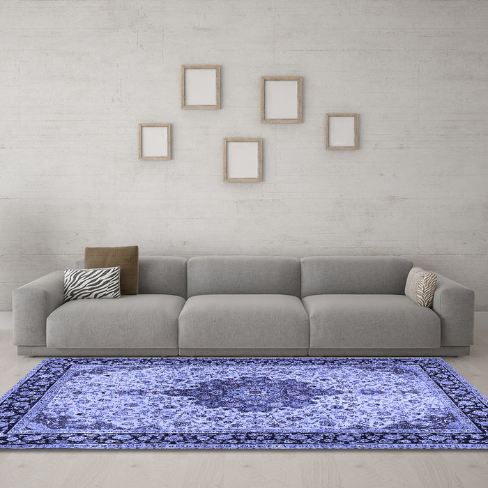 Machine Washable Medallion Blue Traditional Rug in a Living Room, wshtr2625blu