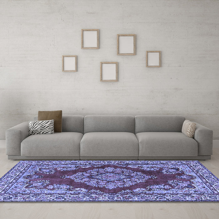 Machine Washable Medallion Blue Traditional Rug in a Living Room, wshtr2626blu