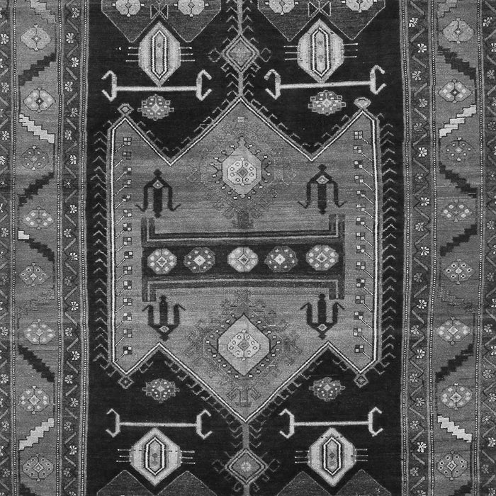 Serging Thickness of Machine Washable Persian Gray Traditional Rug, wshtr2627gry