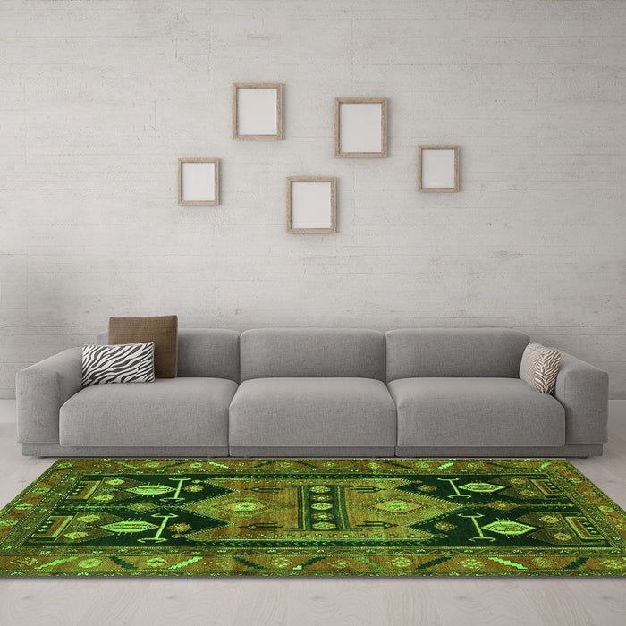 Machine Washable Persian Green Traditional Area Rugs in a Living Room,, wshtr2627grn