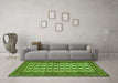 Machine Washable Persian Green Traditional Area Rugs in a Living Room,, wshtr2628grn