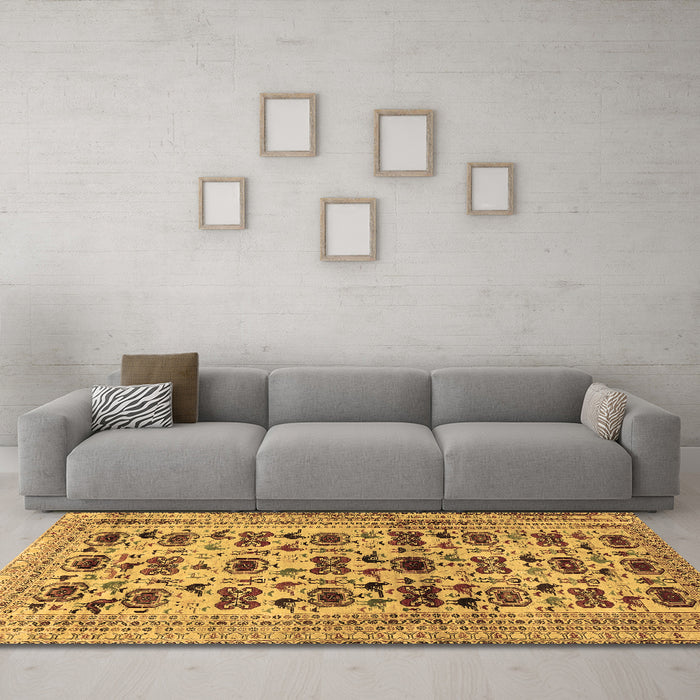 Machine Washable Persian Brown Traditional Rug in a Living Room,, wshtr2629brn
