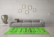 Machine Washable Persian Green Traditional Area Rugs in a Living Room,, wshtr2629grn