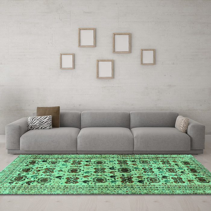 Machine Washable Persian Turquoise Traditional Area Rugs in a Living Room,, wshtr2629turq