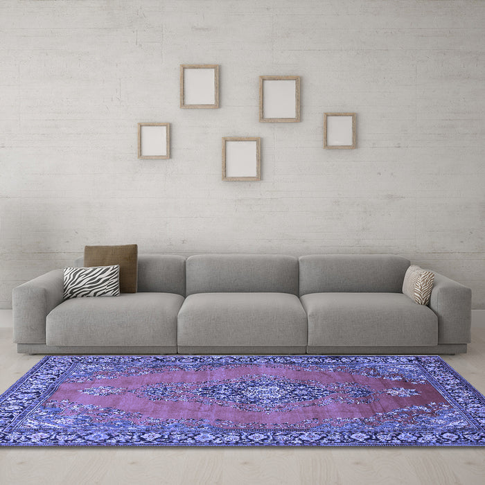Machine Washable Medallion Blue Traditional Rug in a Living Room, wshtr262blu