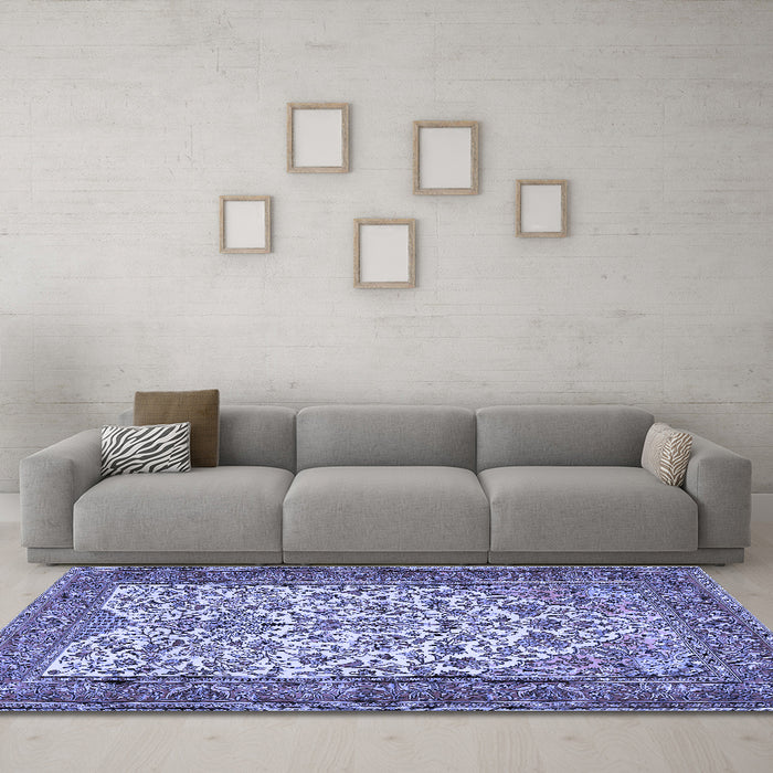 Machine Washable Persian Blue Traditional Rug in a Living Room, wshtr2630blu