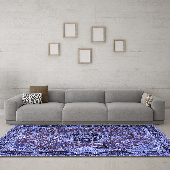 Machine Washable Persian Blue Traditional Rug in a Living Room, wshtr2631blu