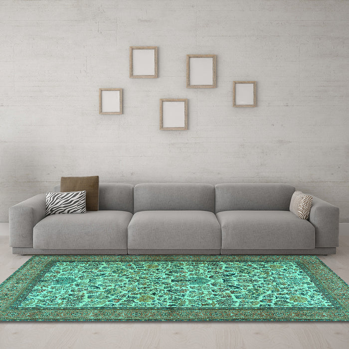 Machine Washable Persian Turquoise Traditional Area Rugs in a Living Room,, wshtr2634turq