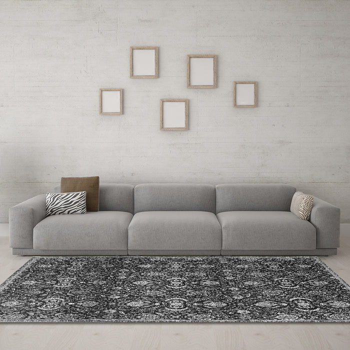 Machine Washable Persian Gray Traditional Rug in a Living Room,, wshtr2635gry