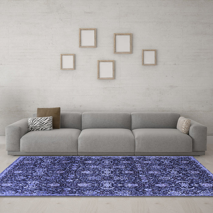 Machine Washable Persian Blue Traditional Rug in a Living Room, wshtr2635blu