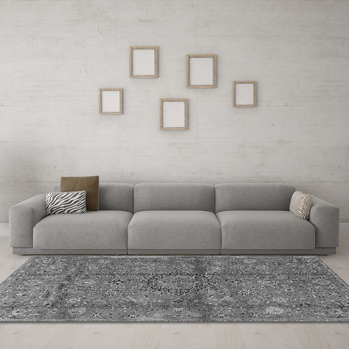 Machine Washable Medallion Gray Traditional Rug in a Living Room,, wshtr2649gry
