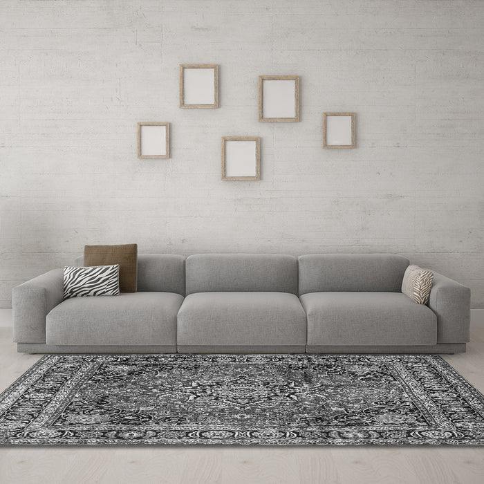 Machine Washable Medallion Gray Traditional Rug in a Living Room,, wshtr2654gry