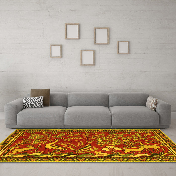 Machine Washable Animal Yellow Traditional Rug in a Living Room, wshtr2655yw