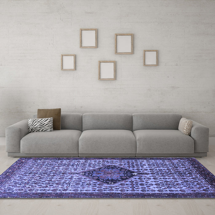 Machine Washable Persian Blue Traditional Rug in a Living Room, wshtr265blu
