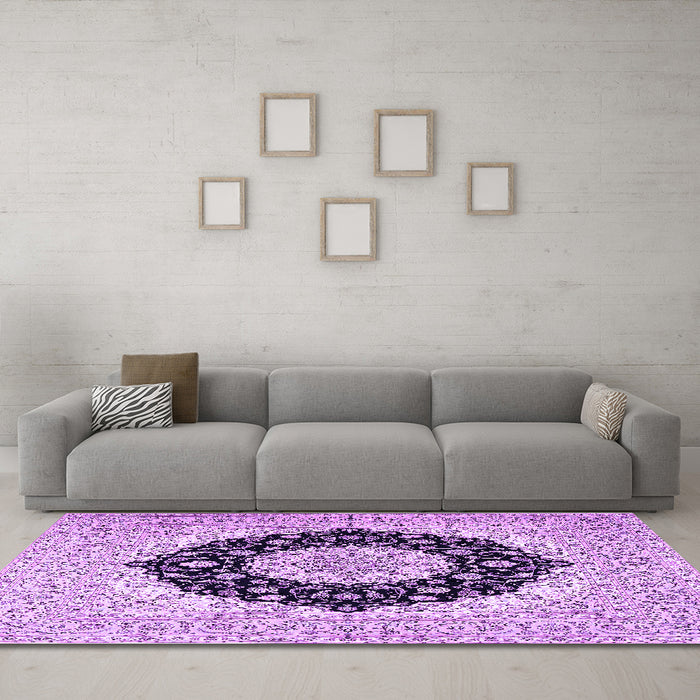 Machine Washable Medallion Purple Traditional Area Rugs in a Living Room, wshtr2660pur