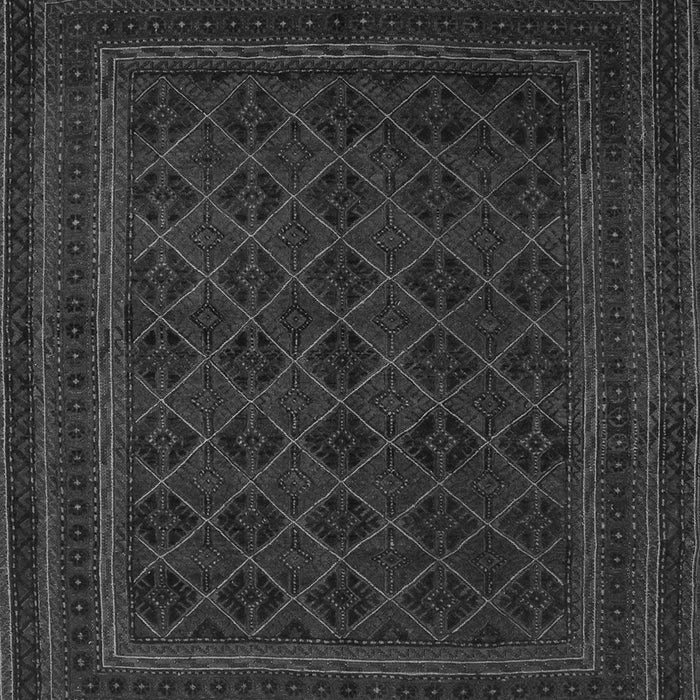 Serging Thickness of Machine Washable Southwestern Gray Country Rug, wshtr2666gry