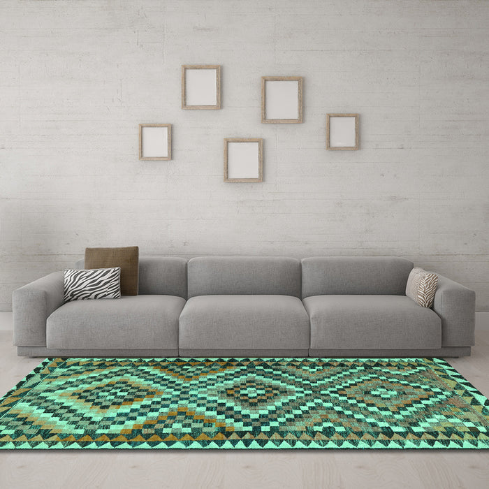 Machine Washable Persian Turquoise Traditional Area Rugs in a Living Room,, wshtr2670turq