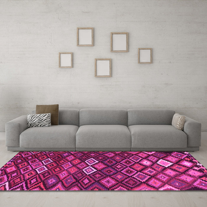 Machine Washable Persian Pink Traditional Rug in a Living Room, wshtr2671pnk