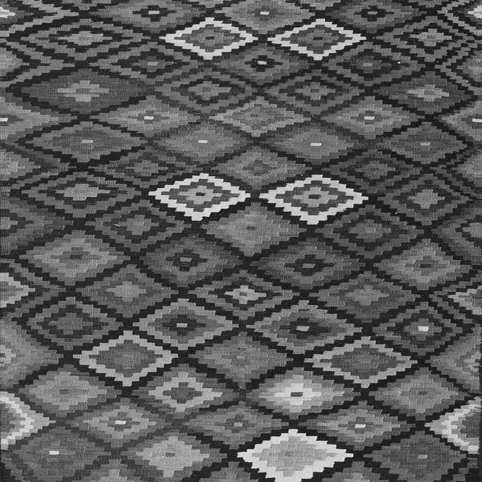 Serging Thickness of Machine Washable Persian Gray Traditional Rug, wshtr2671gry