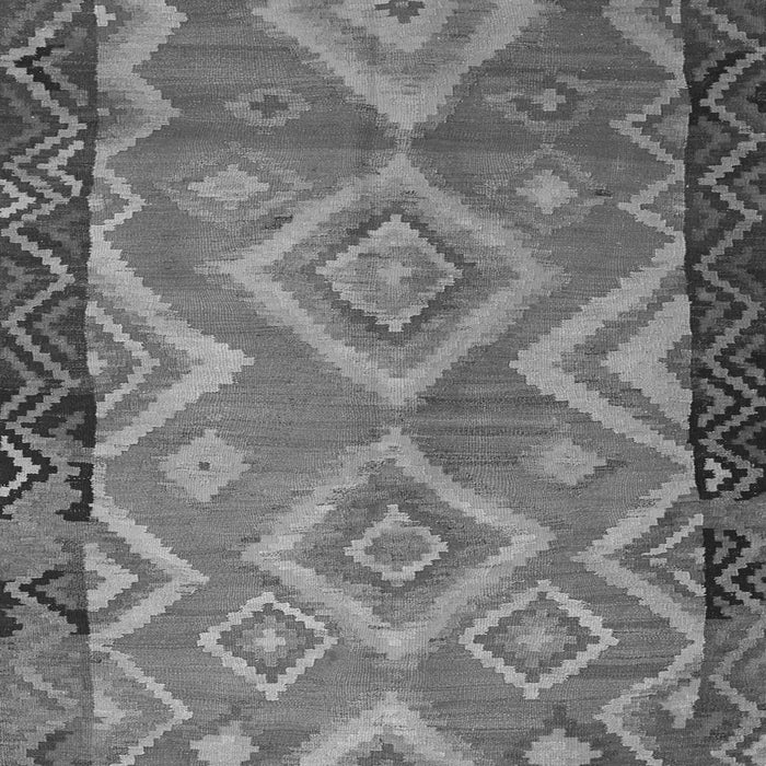 Serging Thickness of Machine Washable Southwestern Gray Country Rug, wshtr2676gry