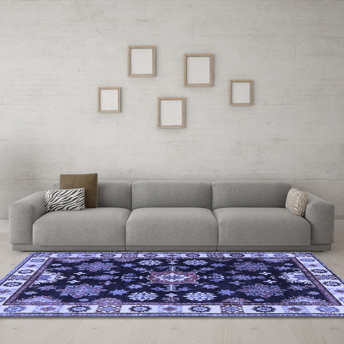 Machine Washable Persian Blue Traditional Rug in a Living Room, wshtr2681blu