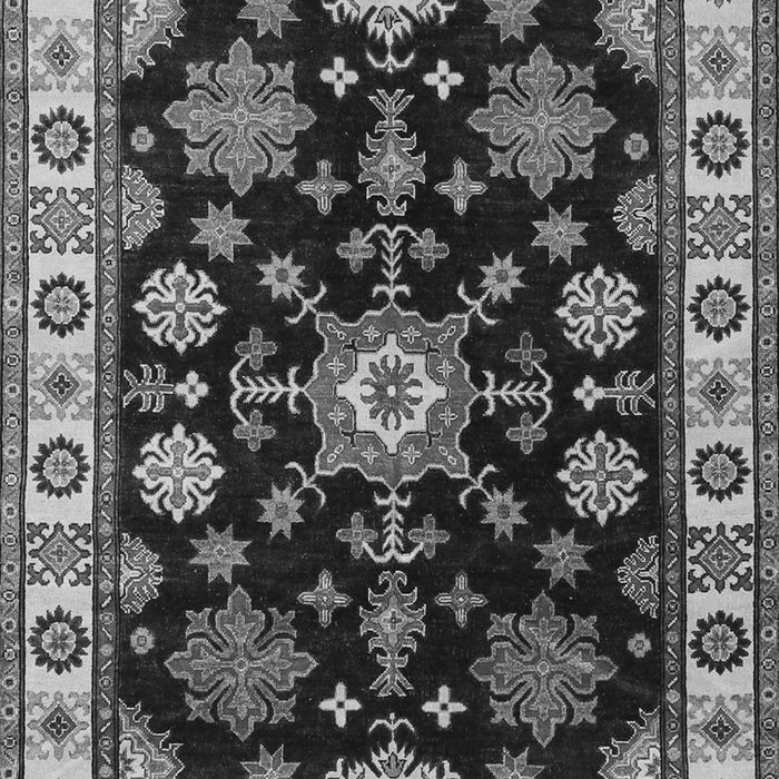 Serging Thickness of Machine Washable Persian Gray Traditional Rug, wshtr2681gry