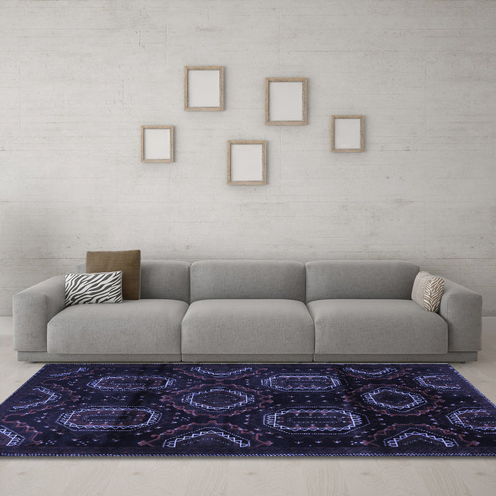 Machine Washable Persian Blue Traditional Rug in a Living Room, wshtr2687blu