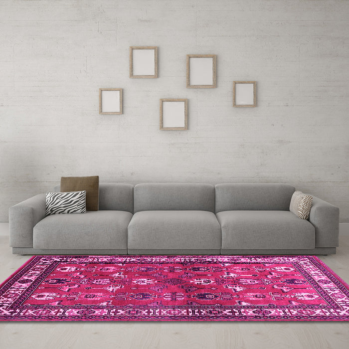 Machine Washable Animal Pink Traditional Rug in a Living Room, wshtr268pnk