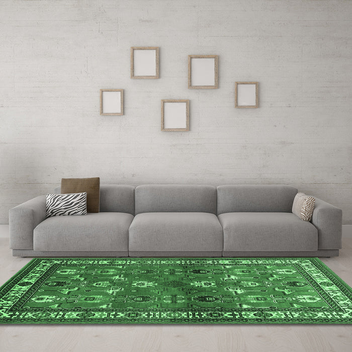 Machine Washable Animal Emerald Green Traditional Area Rugs in a Living Room,, wshtr268emgrn