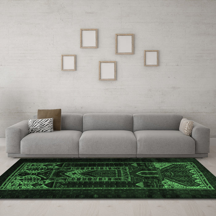 Machine Washable Persian Emerald Green Traditional Area Rugs in a Living Room,, wshtr2695emgrn