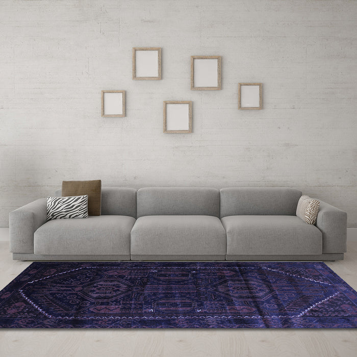 Machine Washable Persian Blue Traditional Rug in a Living Room, wshtr2698blu