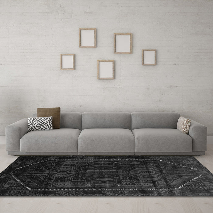 Machine Washable Persian Gray Traditional Rug in a Living Room,, wshtr2698gry