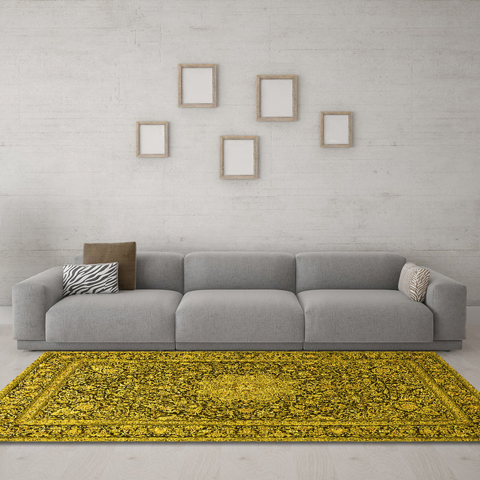 Machine Washable Persian Yellow Traditional Rug in a Living Room, wshtr269yw
