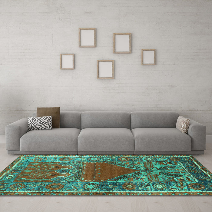 Machine Washable Persian Turquoise Traditional Area Rugs in a Living Room,, wshtr26turq