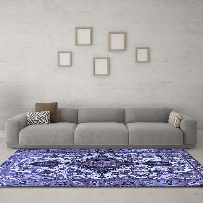 Machine Washable Persian Blue Traditional Rug in a Living Room, wshtr2702blu