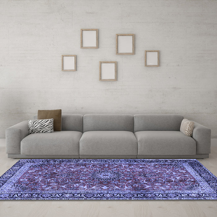 Machine Washable Persian Blue Traditional Rug in a Living Room, wshtr2703blu