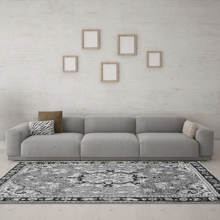 Machine Washable Persian Gray Traditional Rug in a Living Room,, wshtr2706gry