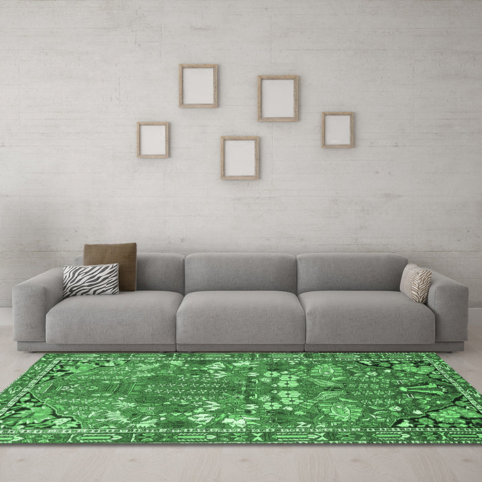 Machine Washable Animal Emerald Green Traditional Area Rugs in a Living Room,, wshtr270emgrn