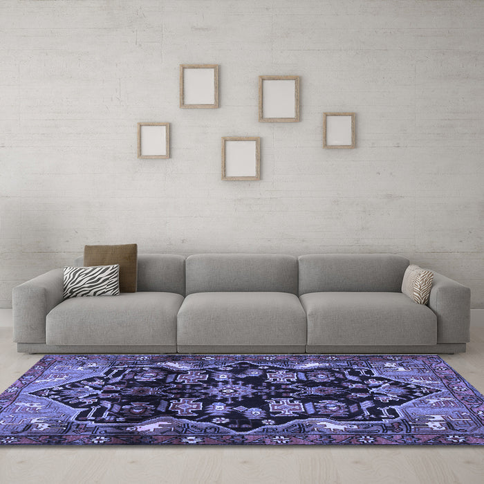 Machine Washable Persian Blue Traditional Rug in a Living Room, wshtr2711blu