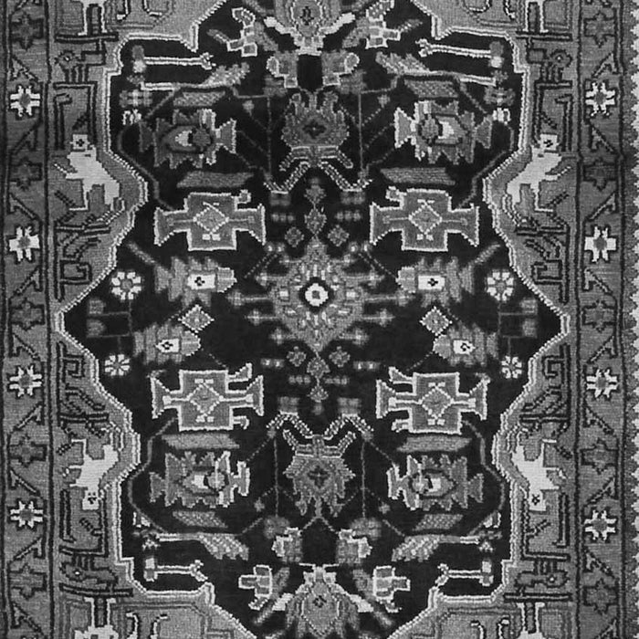 Serging Thickness of Machine Washable Persian Gray Traditional Rug, wshtr2711gry