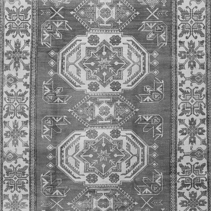 Serging Thickness of Machine Washable Persian Gray Traditional Rug, wshtr2713gry