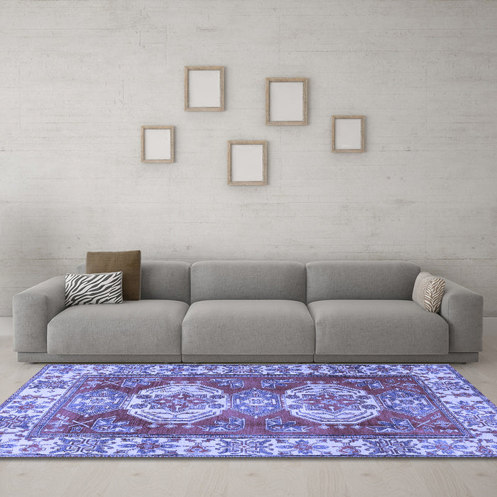 Machine Washable Persian Blue Traditional Rug in a Living Room, wshtr2713blu