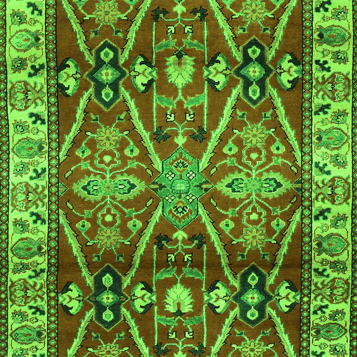 Geometric Green Traditional Rug, tr2717grn